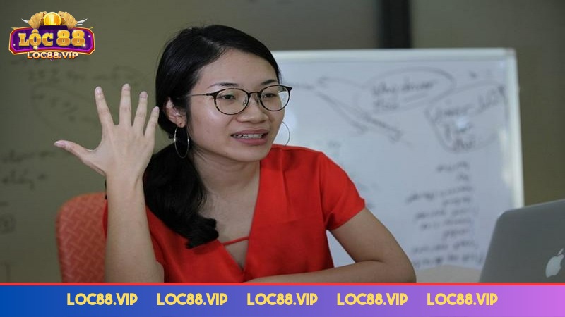 CEO Loc88 luôn đưa ra chiến lược đúng đắn CEO Loc88 luôn đưa ra chiến lược đúng đắn